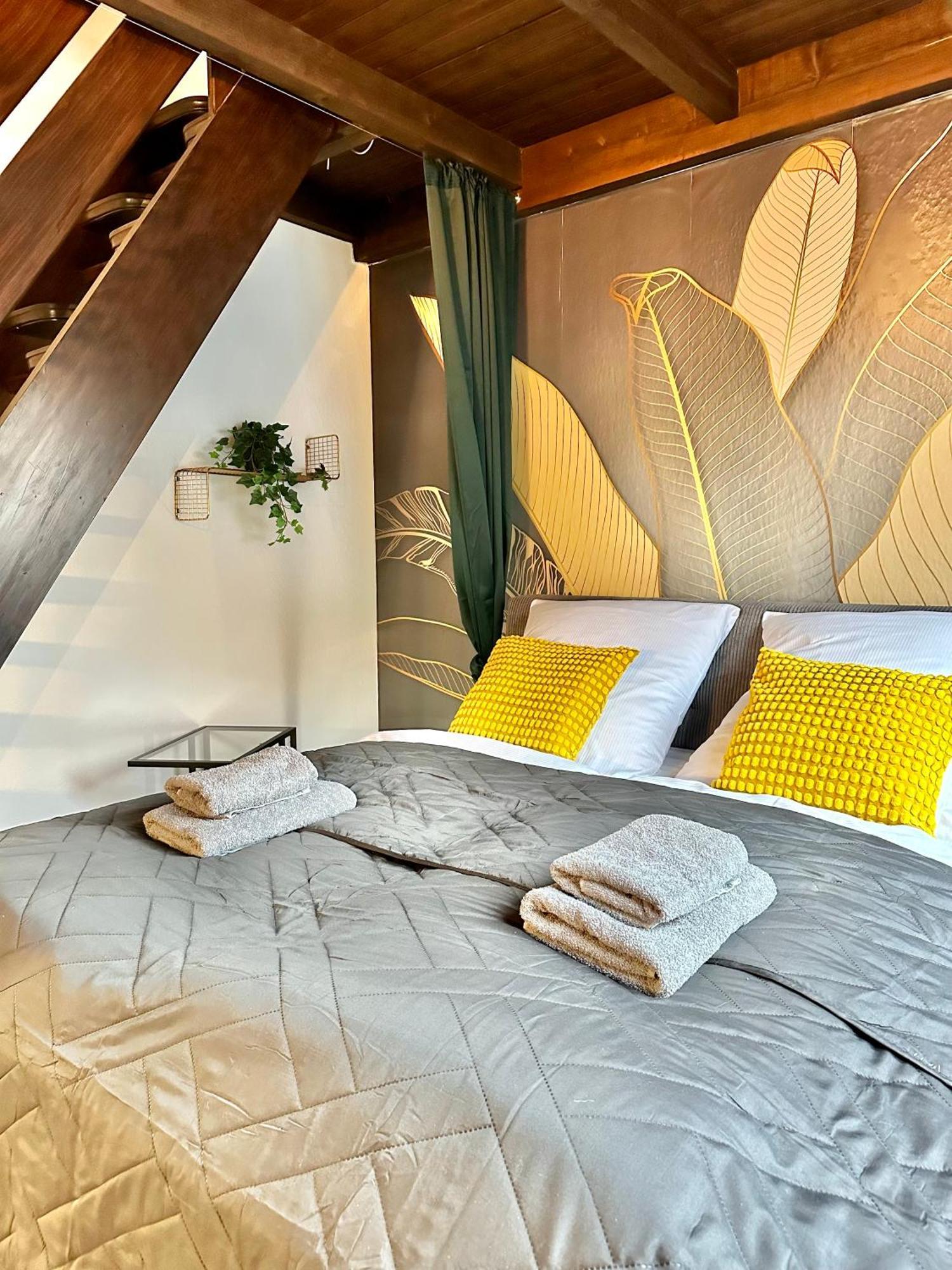 אולדנבורג City-Apartment Mit Dachterrasse & Massagesessel In Der Fussgaengerzone K4 מראה חיצוני תמונה